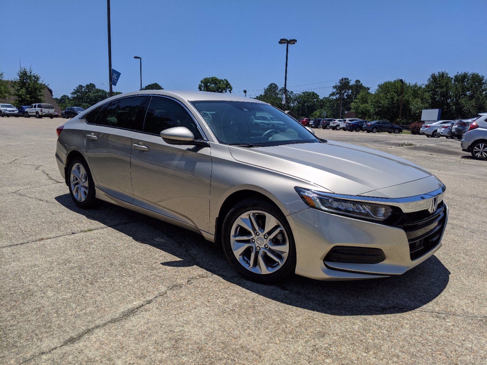 Pre-Owned 2018 Honda Accord Sedan LX 1.5T